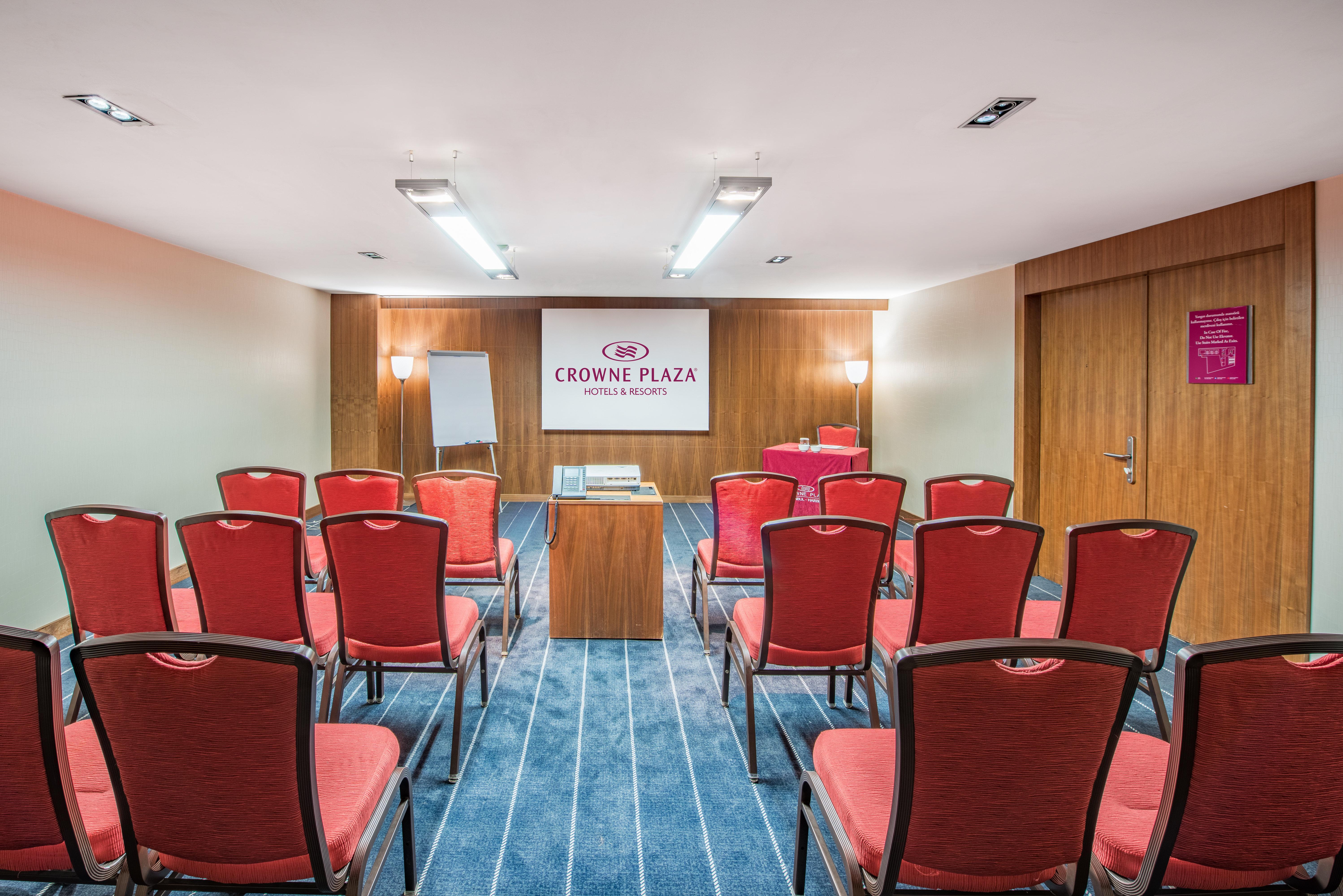 Crowne Plaza Harbiye By Ihg Hotel Istanboel