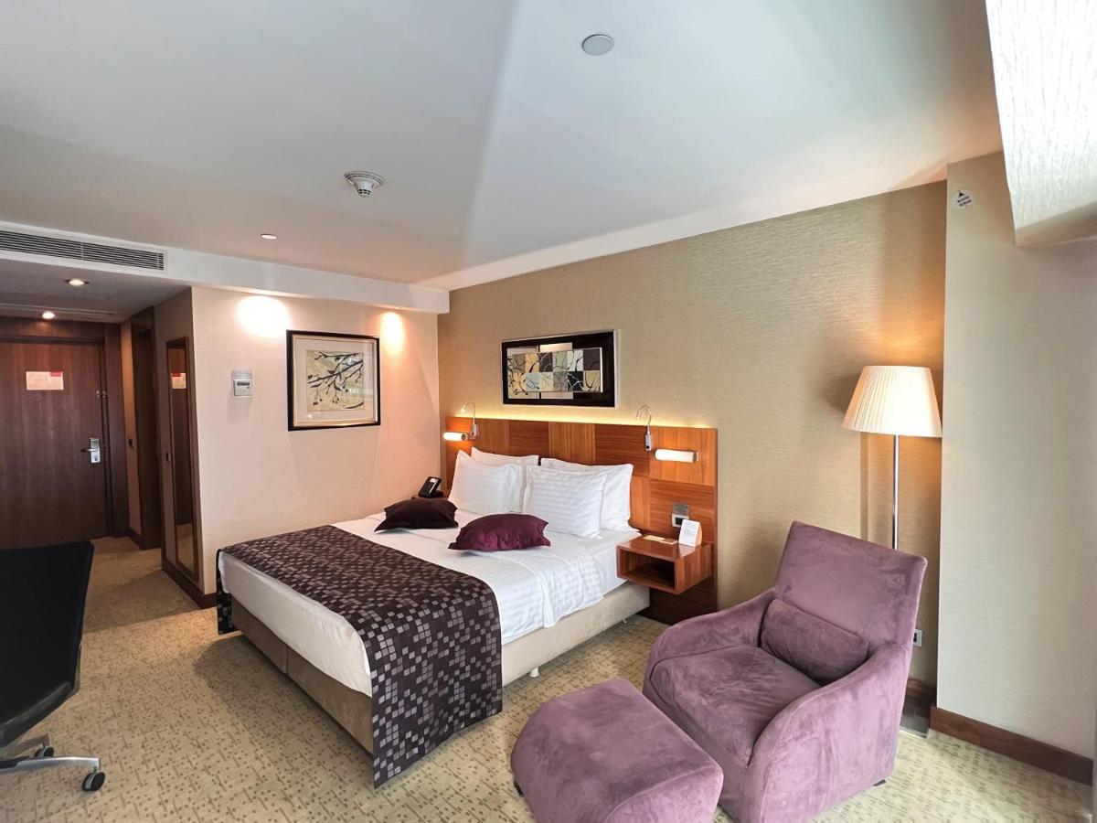 Hotel Crowne Plaza Harbiye By Ihg Istanboel