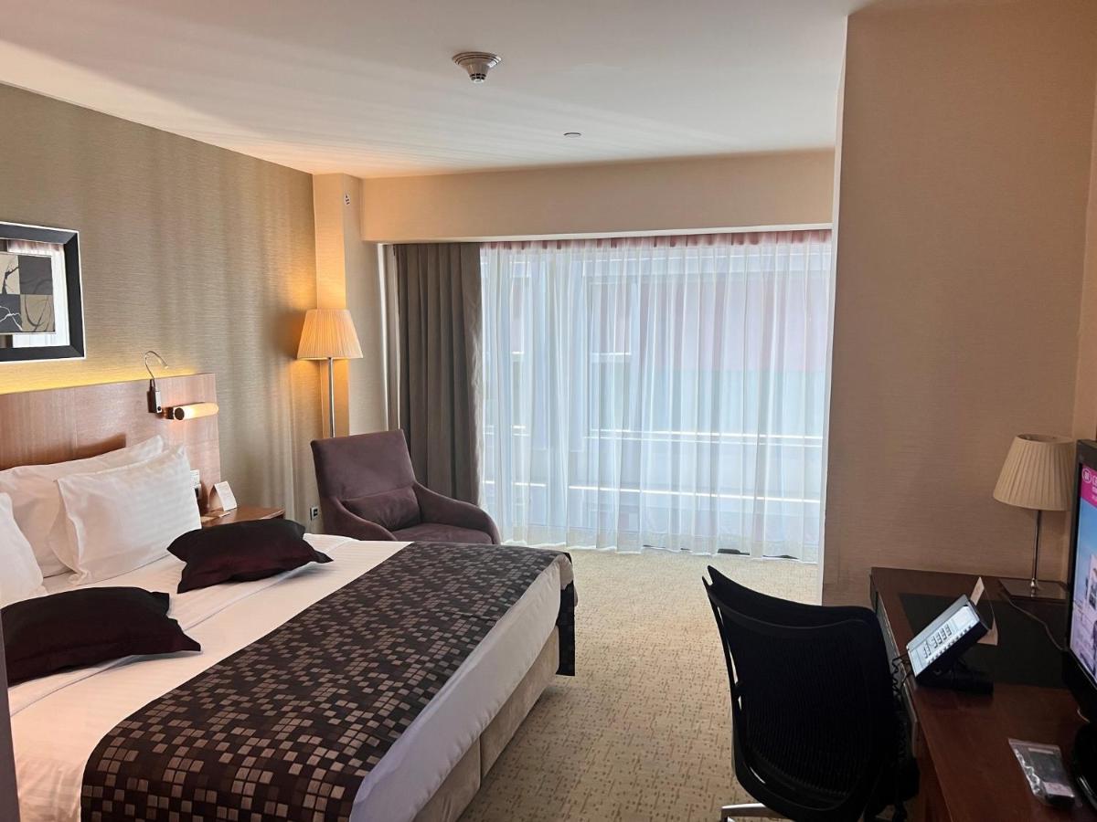 Crowne Plaza Harbiye By Ihg Hotel Istanboel